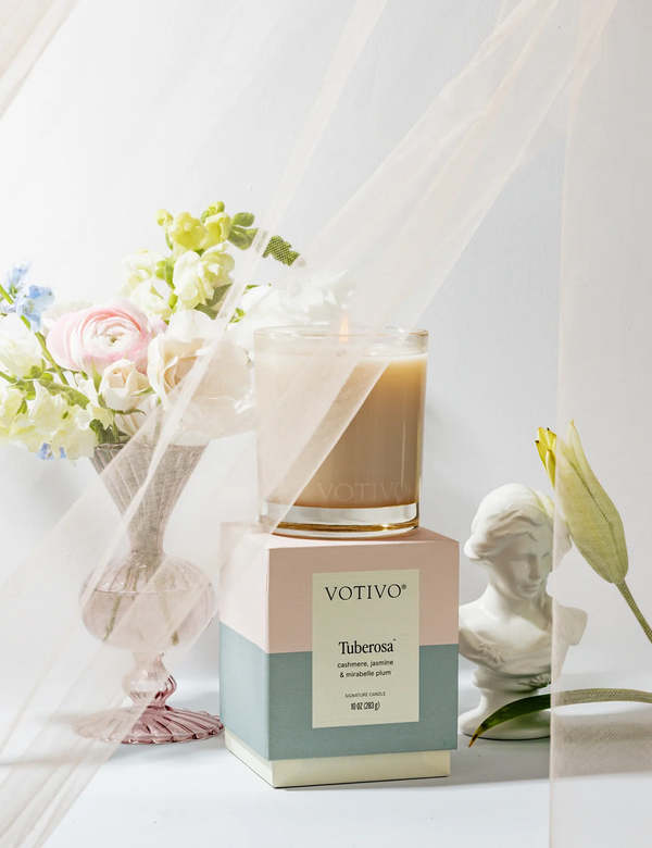 Votivo Tuberosa Candle