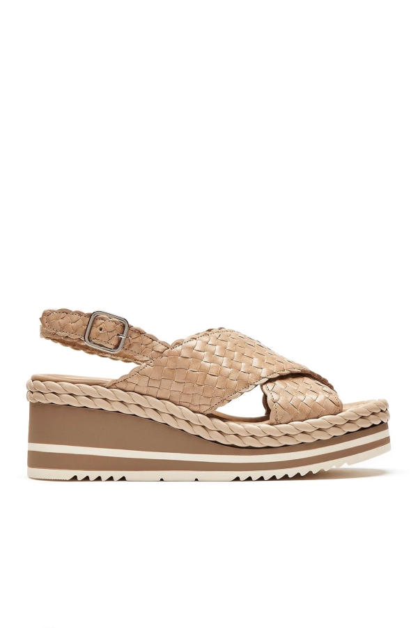 la canadienne Paulo Sandal