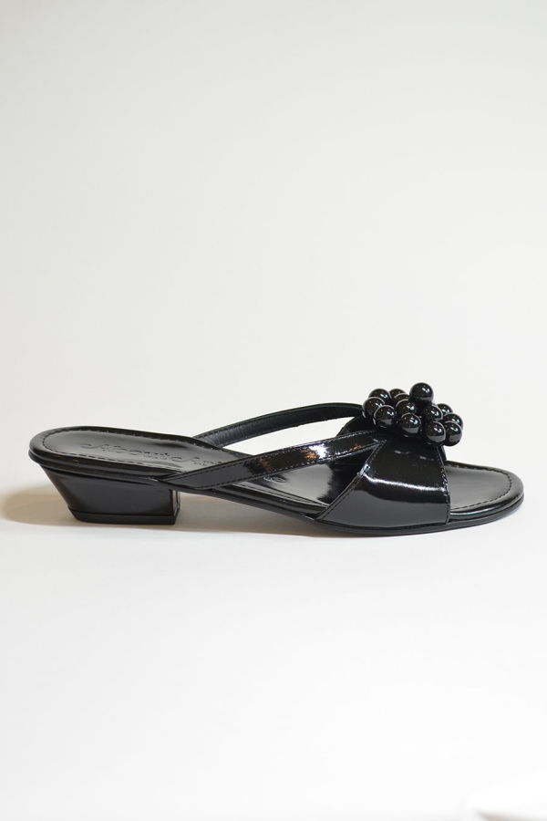 About Arianne Flora Sandals - Black