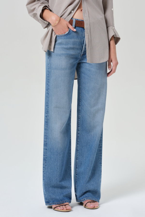 Citizens of Humanity Annina Straight Leg 33" in Jete Jeans