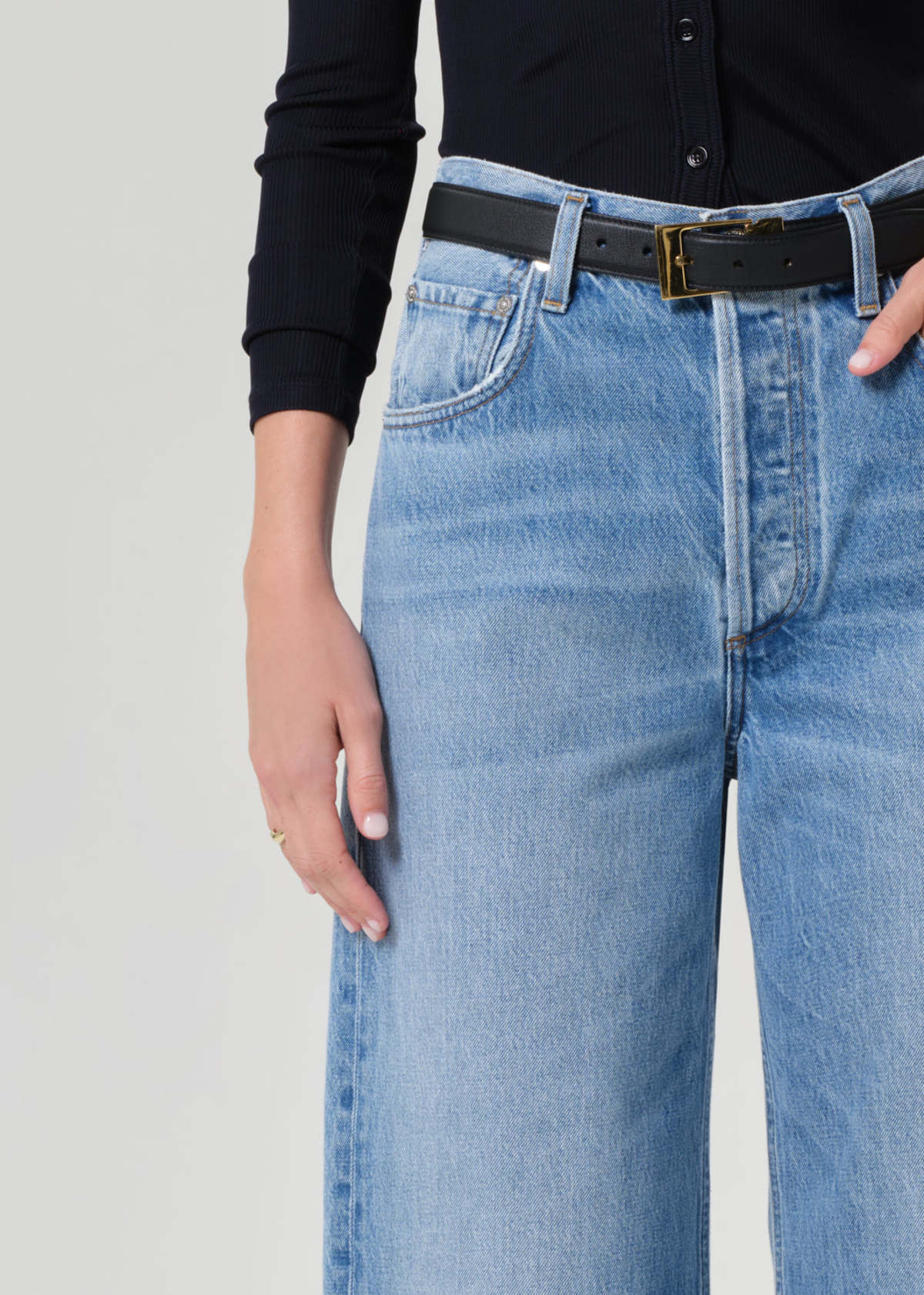 Citizens of Humanity Ayla Raw Hem Crop Jeans - Image 5 of 5