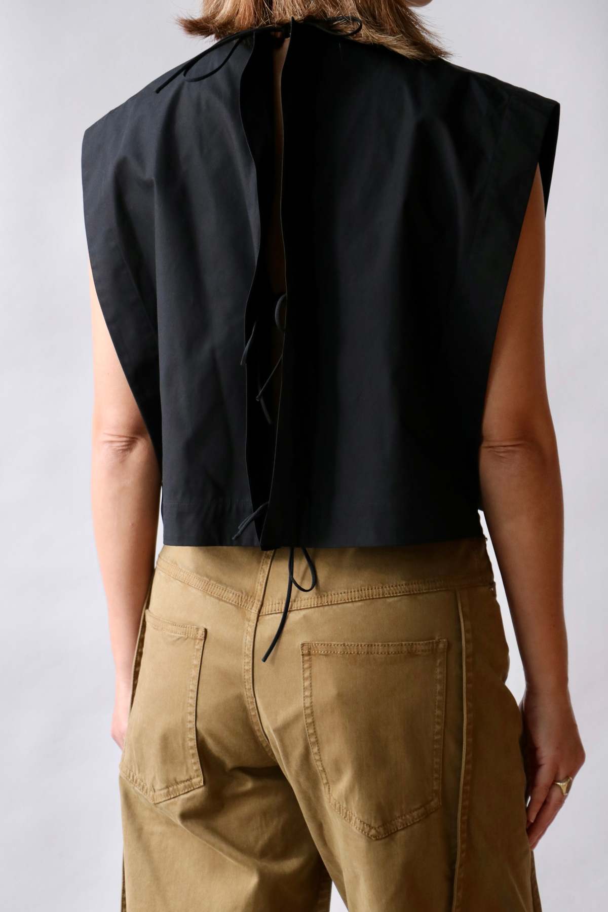 Tibi Compact Eco Poplin Cropped Square Top - Image 2 of 5