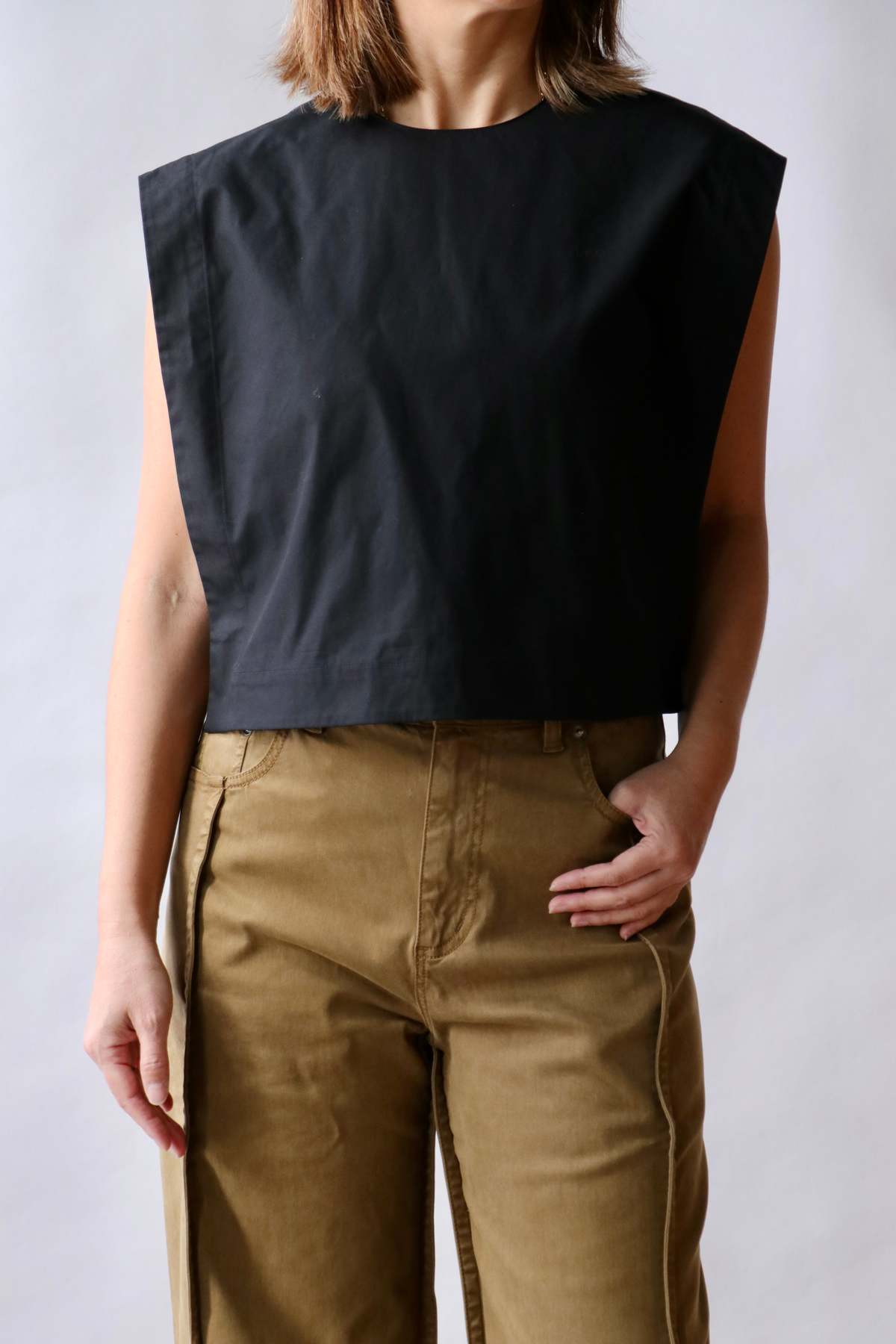 Tibi Compact Eco Poplin Cropped Square Top - Image 4 of 5