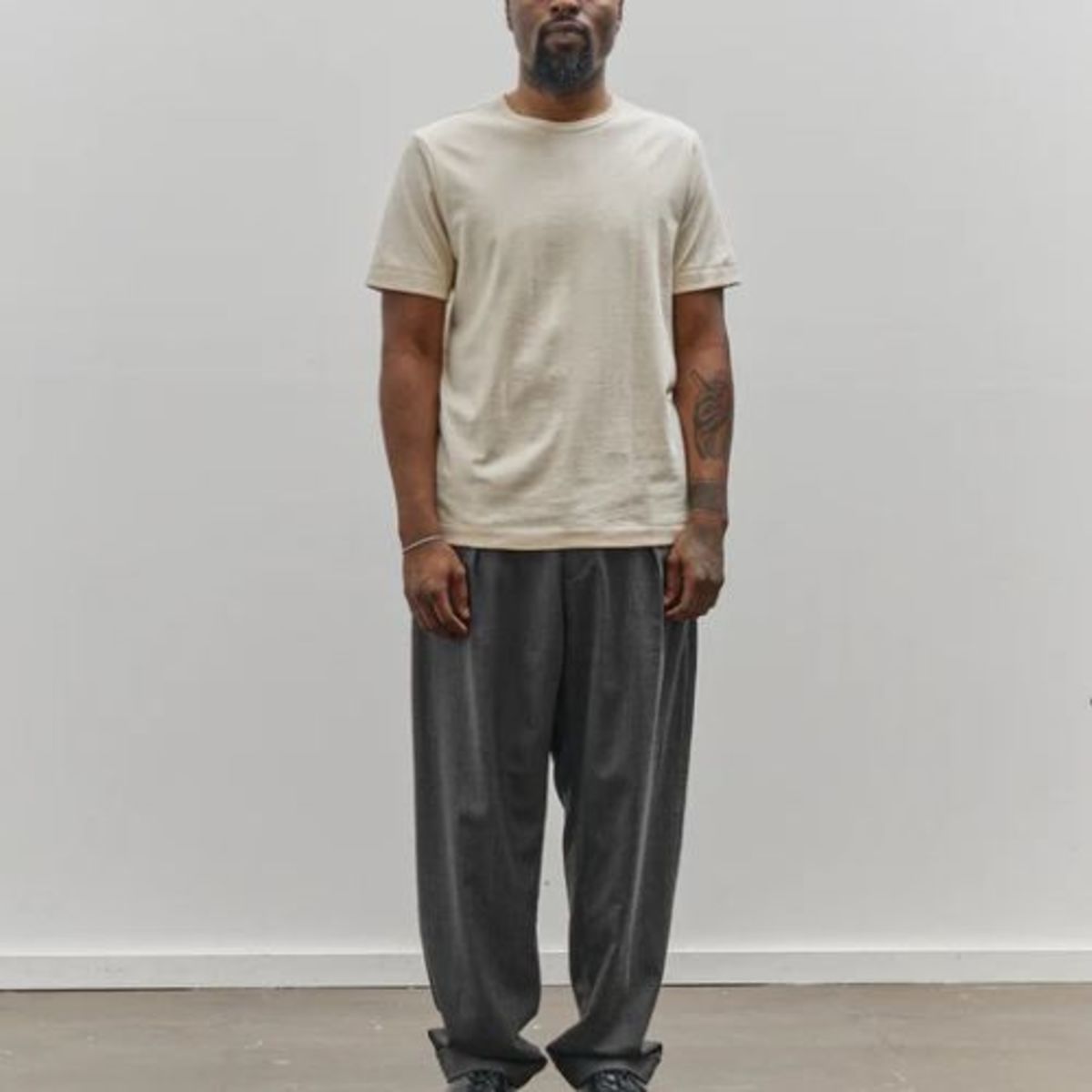 Merz b. Schwanen 215 Loopwheeled Classic Fit T-Shirt - Image 2 of 7