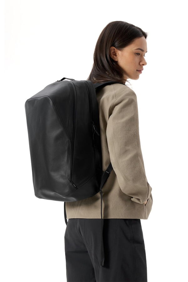 VEILANCE Anodic Backpack - Black