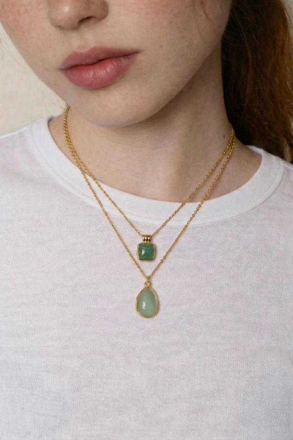 seree Puzzle Jade Stone Pendant Necklace - Green