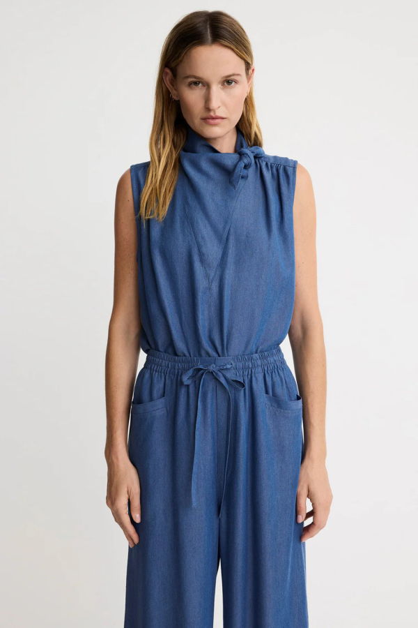 Smythe Sleeveless Bandana Neck Top - Chambray
