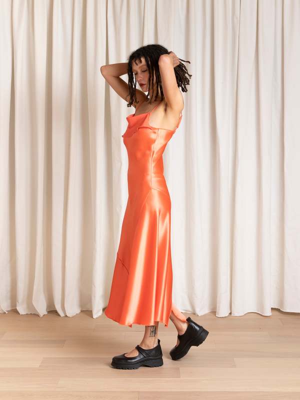 ali golden dress Ali Golden
