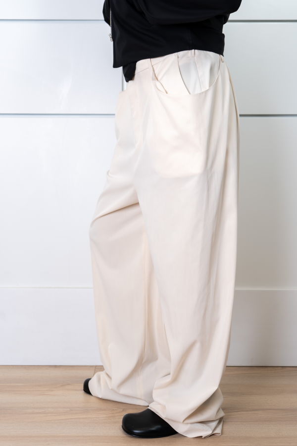 White Sand Pleated Double Pocket Pants - White Sand