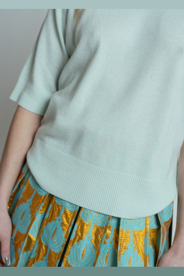 Allude Short Sleeve Cashmere Sweater - Flower Milk