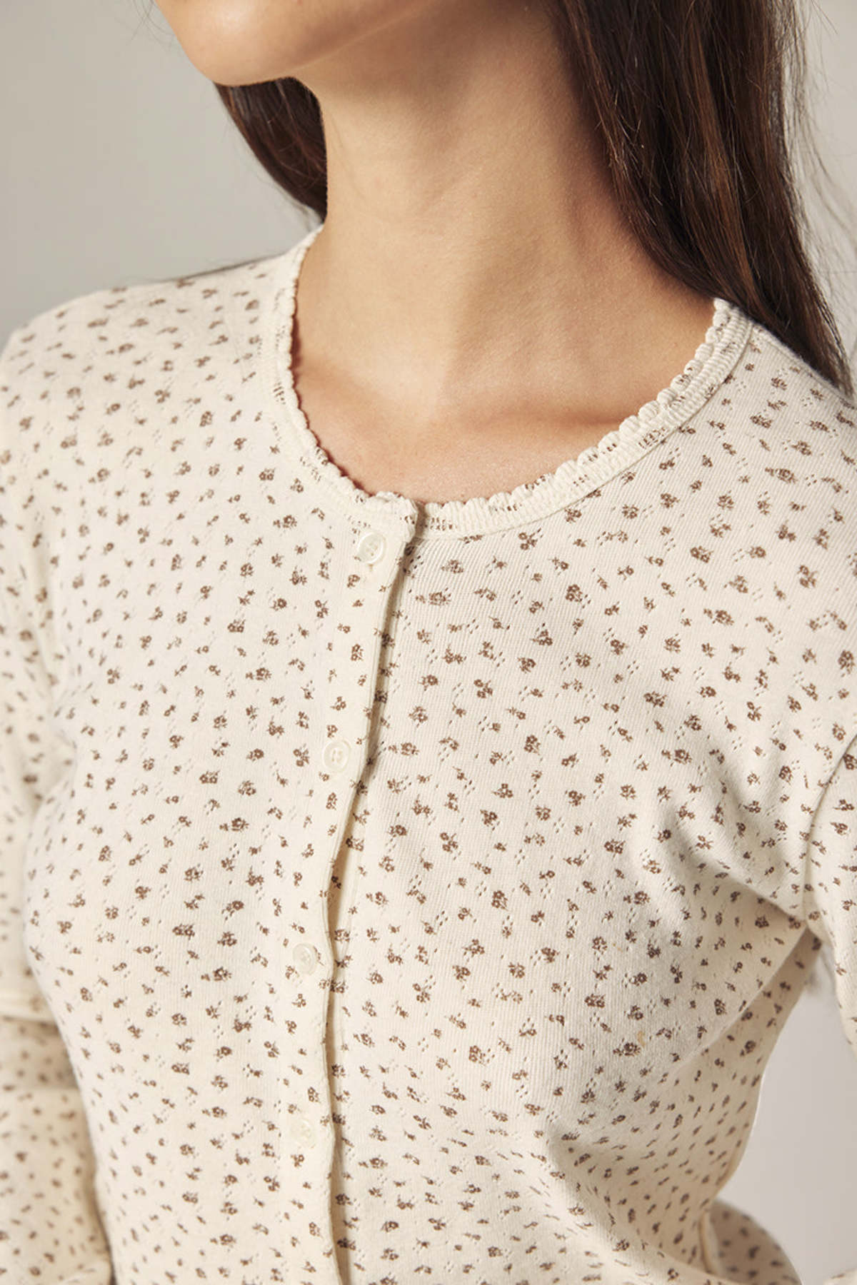 amente Button Down Short Cardigan - Cream/Navy - Image 3 of 9