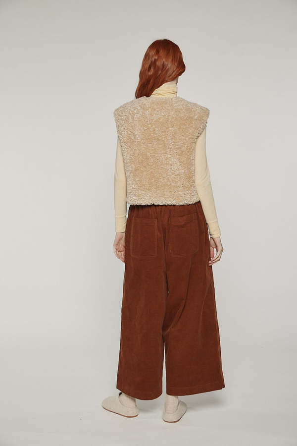 amente Reversible Fur Short Vest - Oatmeal/Beige