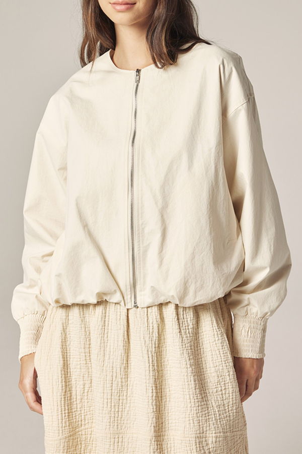 amente Smocked Sleeve Zip-Up Jacket - Ecru