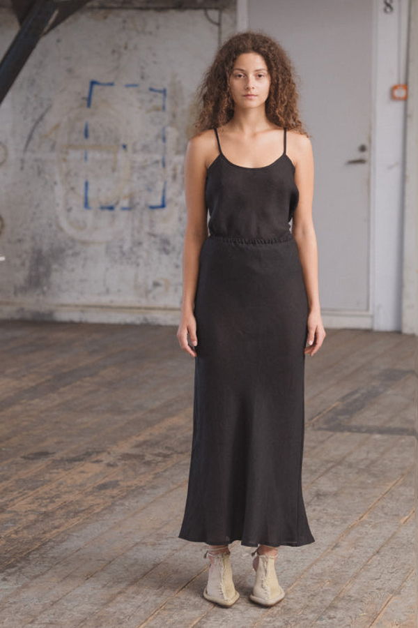 Baserange Dydine Skirt - Black