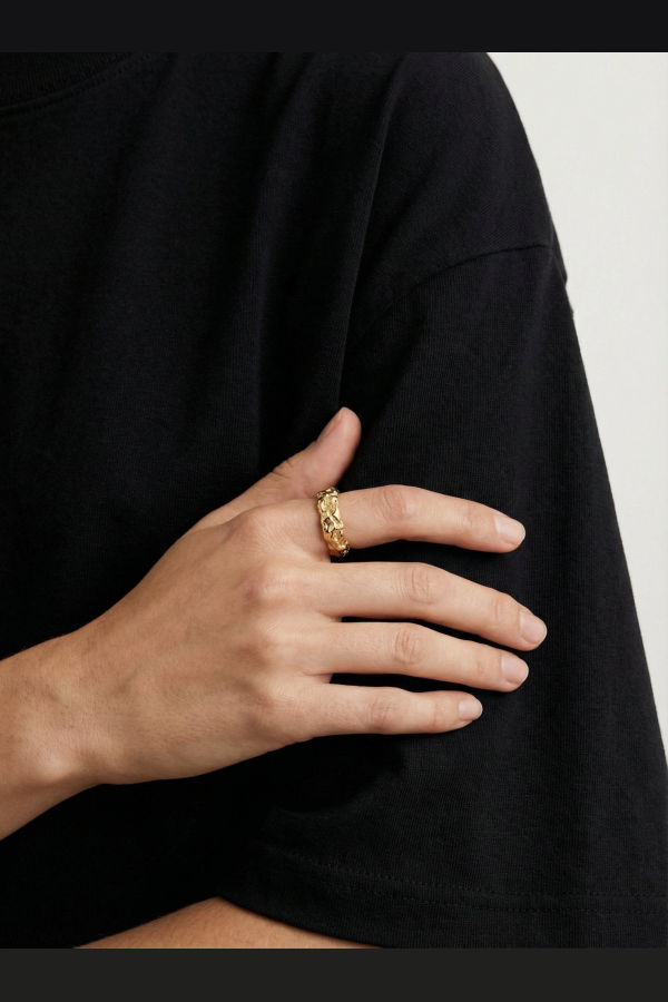 llayers Granite Ring