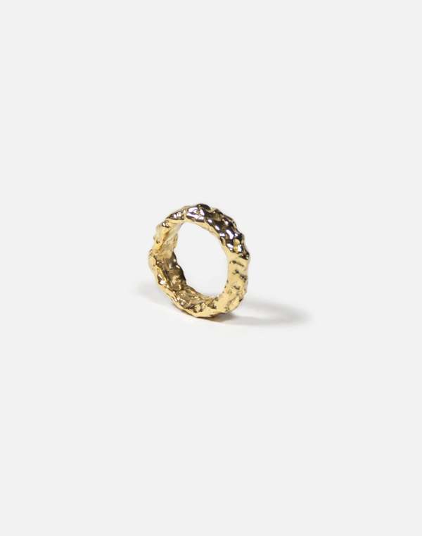 llayers Granite Ring
