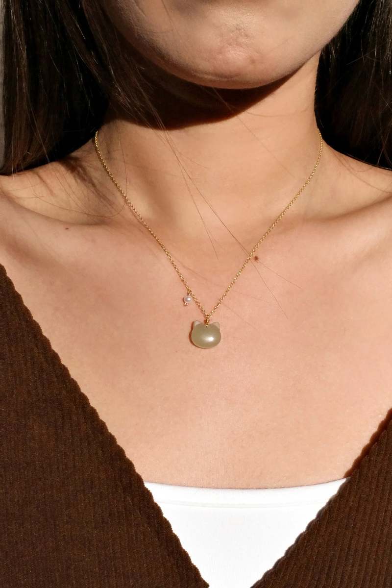 Seree Choupette Cat Pendant Necklace - Green