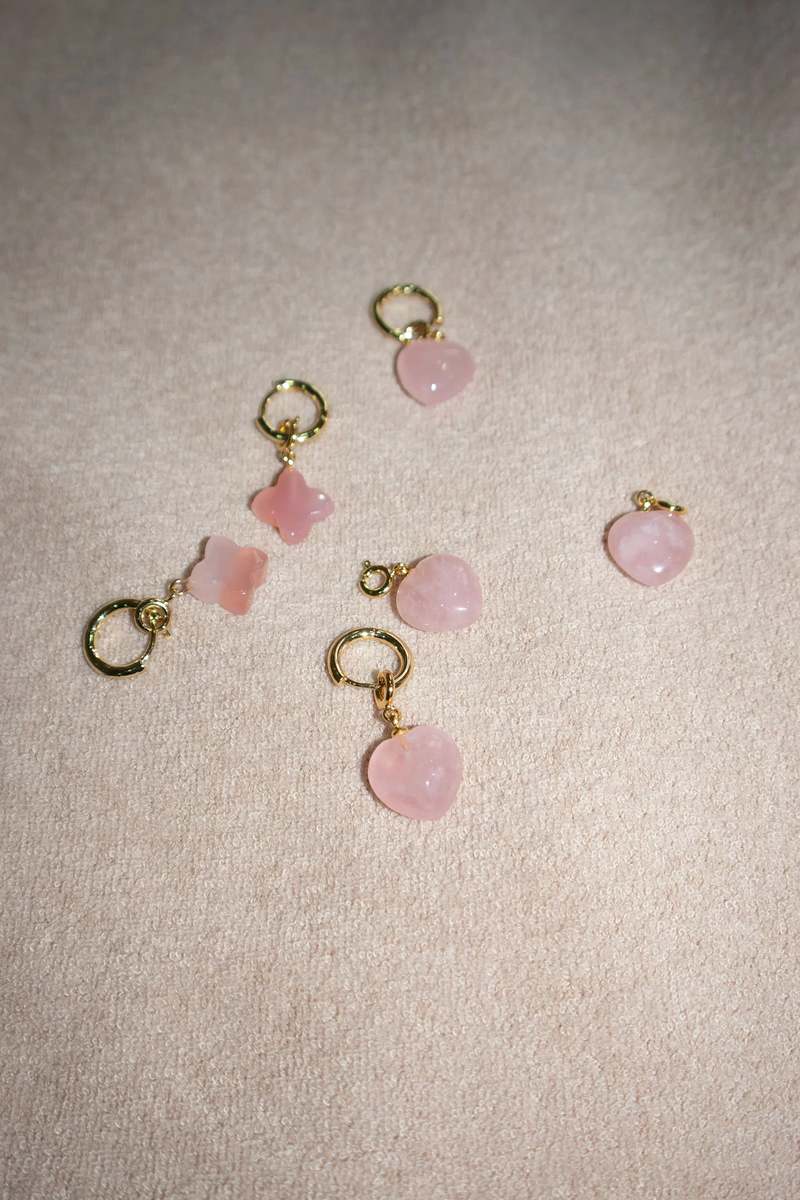 seree Heart Jade stone charm earrings - Pink
