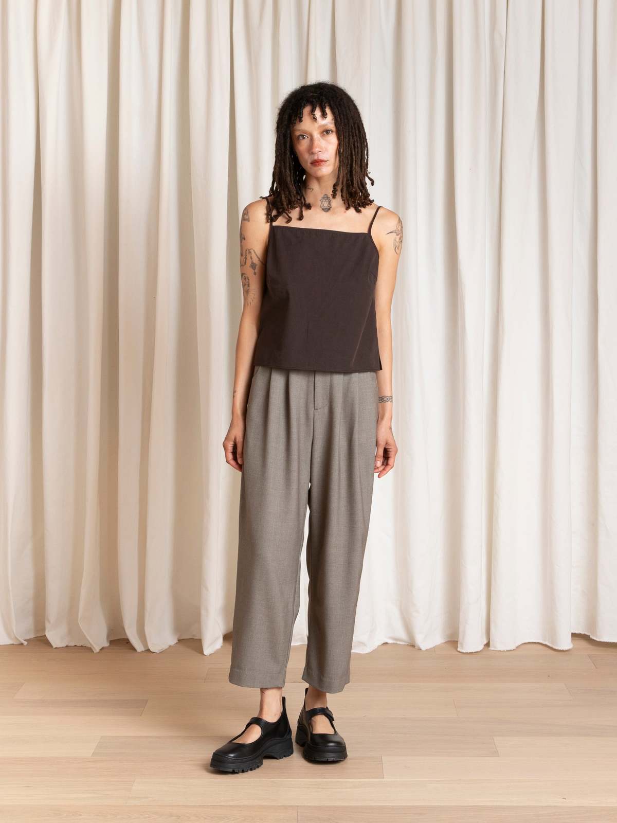 Ali Golden Pleated Pant - Image 10 of 11