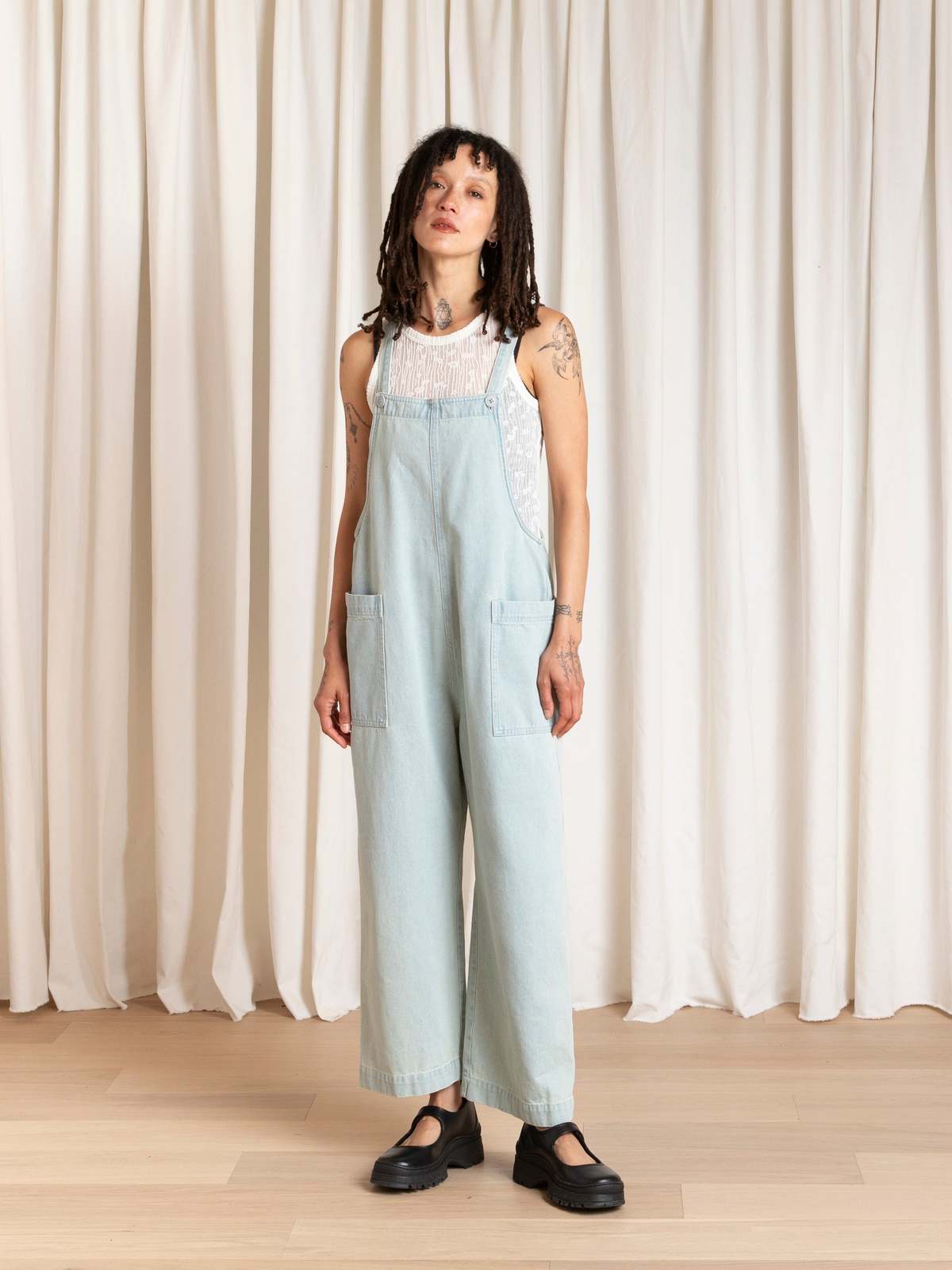 Ali Golden Fitted Tank Top - Image 2 of 6