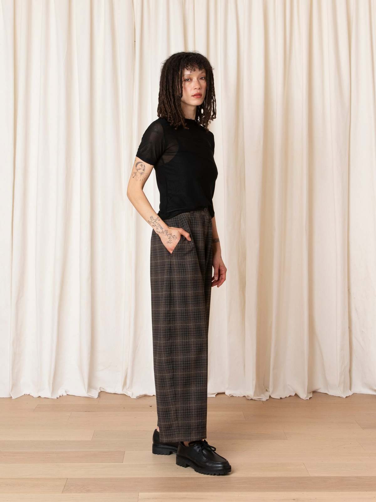 Ali Golden New Mesh Tee - Image 7 of 8