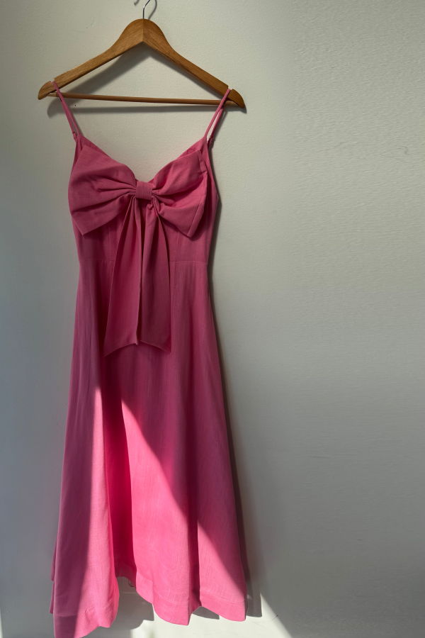 Elliatt Miri V-Neck Bow Midi Dress - Bubblegum Pink