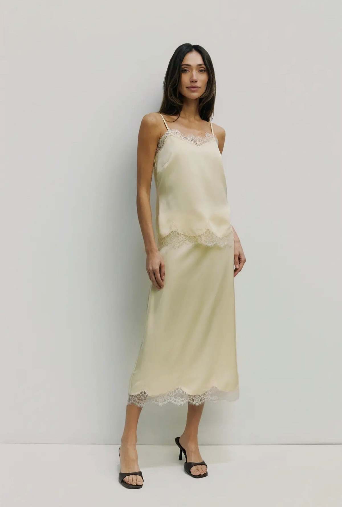 Azalea Irina Tank - Image 4 of 7