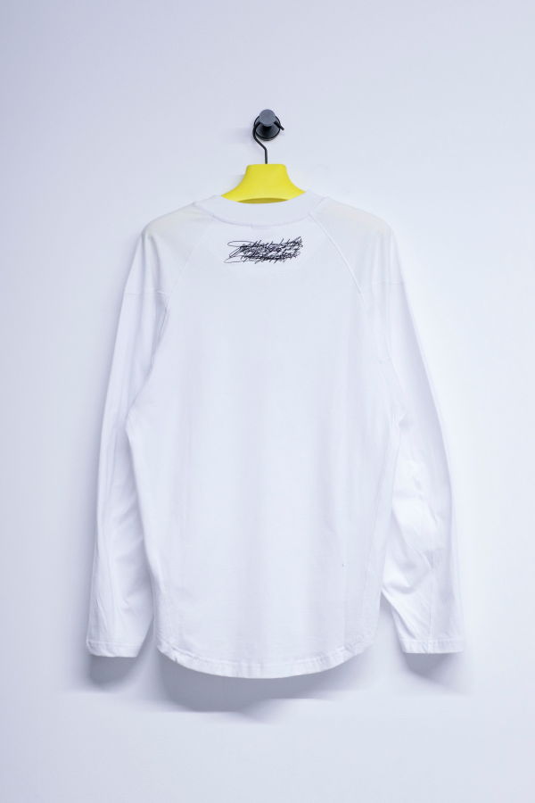 GR10K White Pump Longsleeve Top