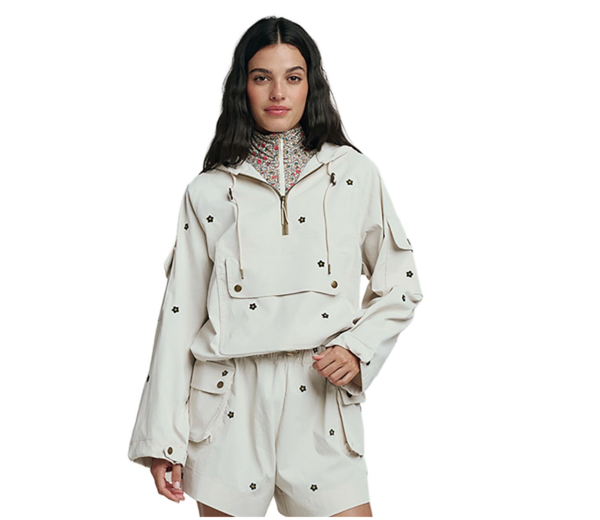 The Great. The Embroidered Trailhead Pullover Jacket - Cream/Black The Great. The Embroidered Trailhead Pullover Jacket - Cream/Black