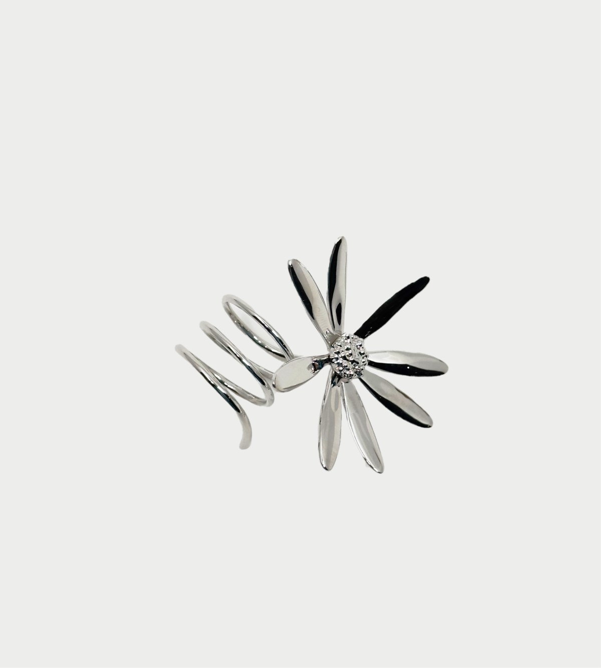 YVMIN Daisy Cross Ring - Image 1 of 3