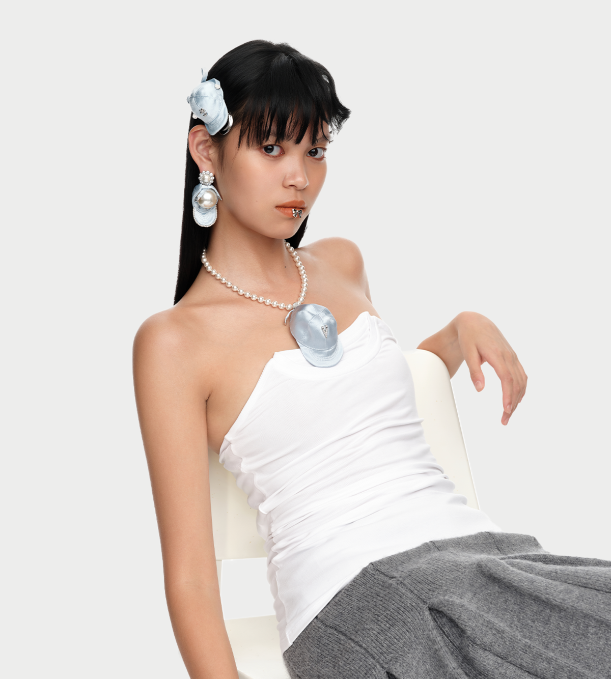 YVMIN Fabric Hat Hair Clip - Image 3 of 3