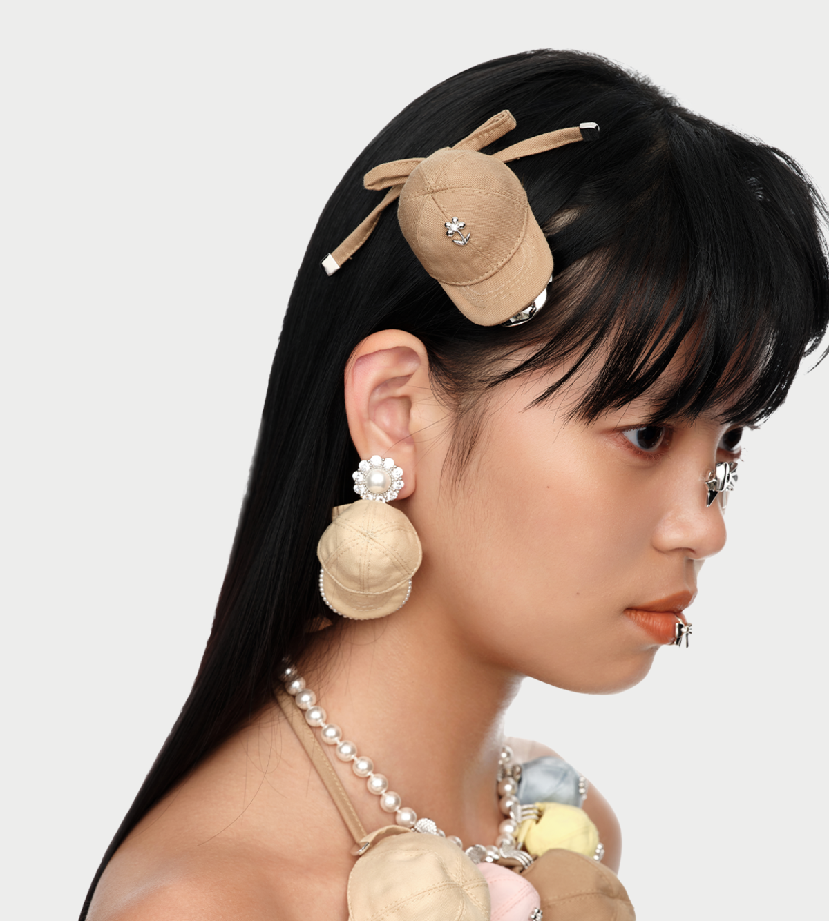 YVMIN Fabric Hat Hair Clip - Image 3 of 3