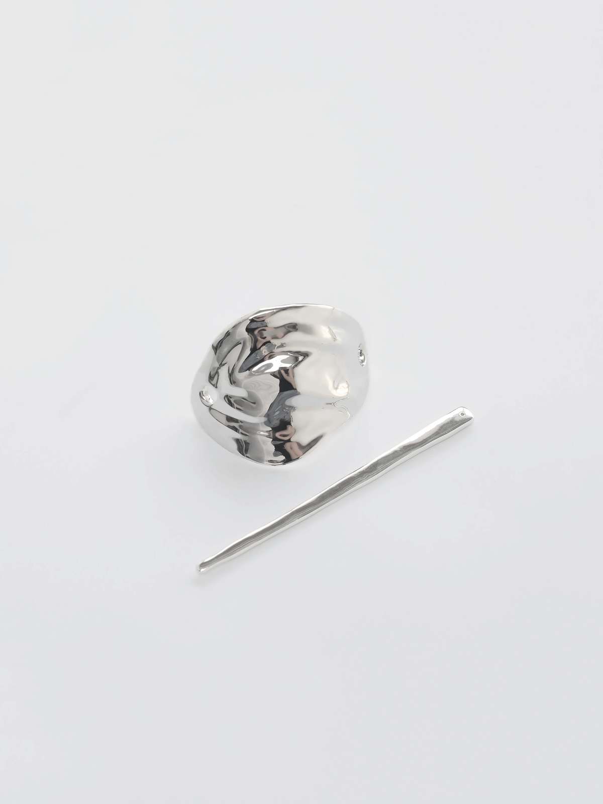 Wolf Circus Bean French Pin Hair Pin - Image 3 of 3