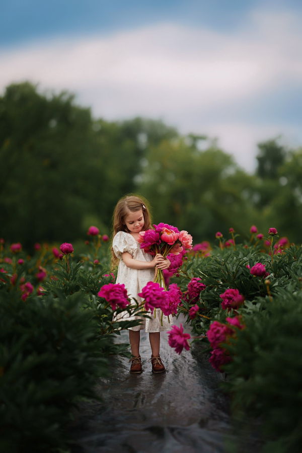 Kids Piper&Cloth Ruffle Hem Weekend Dress - Cottage Floral