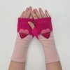 Sardine Clothing Co. Fingerless Cashmere Gloves - Heart/Pinks - Thumbnail 2