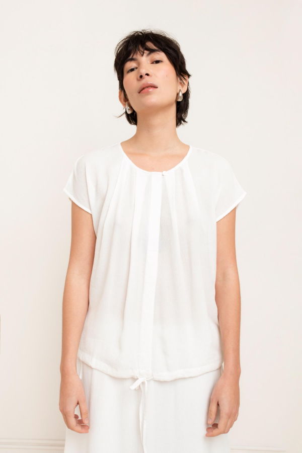 Paper Label Akia Sleeveless Shirt Top