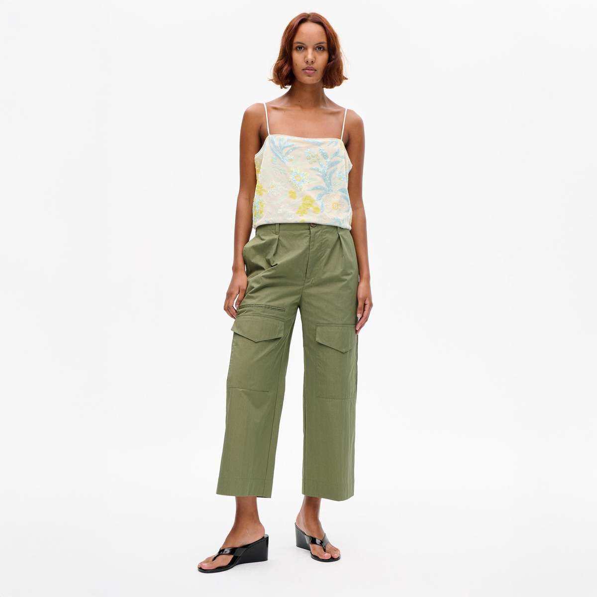 Baum und Pferdgarten Jovana Sequin Top - Pastel Sequins Flower - Image 2 of 5