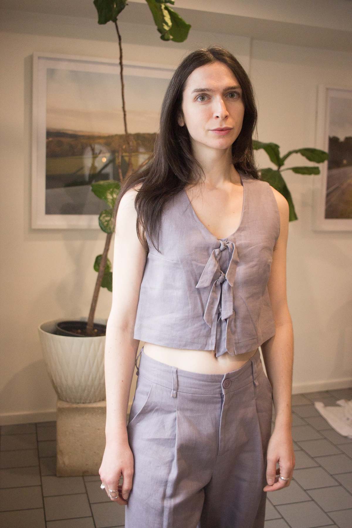 Eve Gravel Saxon Vest - Image 2 of 13