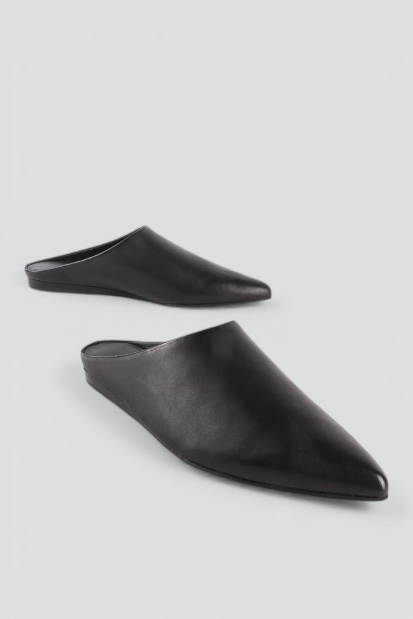 "INTENTIONALLY __________." Major Leather Mule - Black