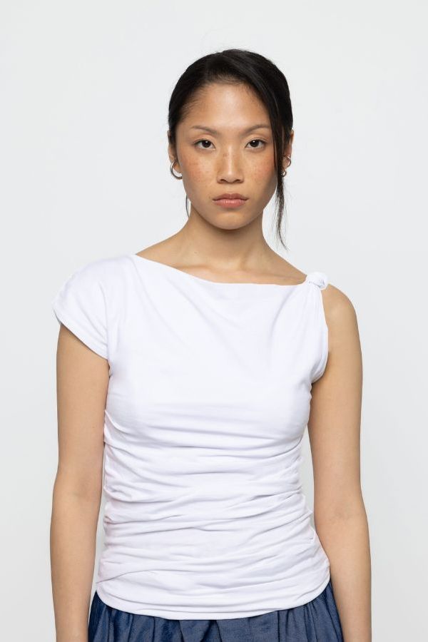 Esthé Asymmetric Knot Jersey Top - White