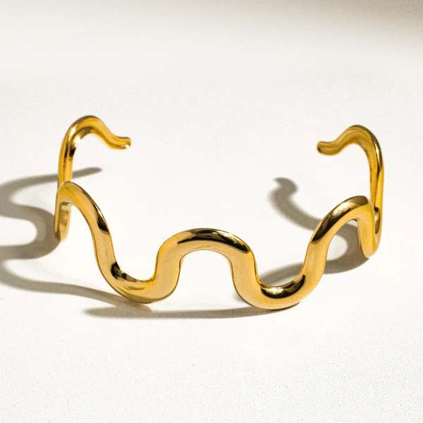 Flnerie Felix Wavy Cuff - 18k Gold