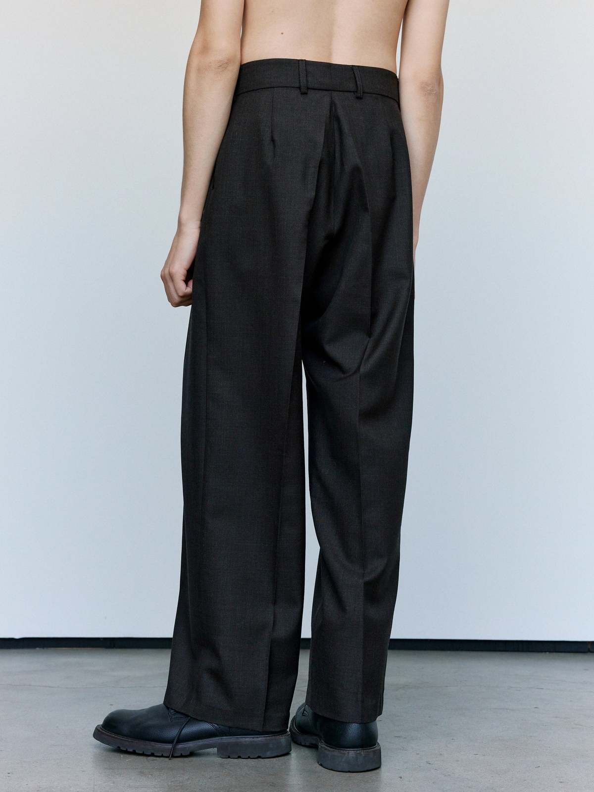 Cecile Tulkens Dark Brown Shark Skin Wool Wide Pleat Trousers - Image 6 of 10