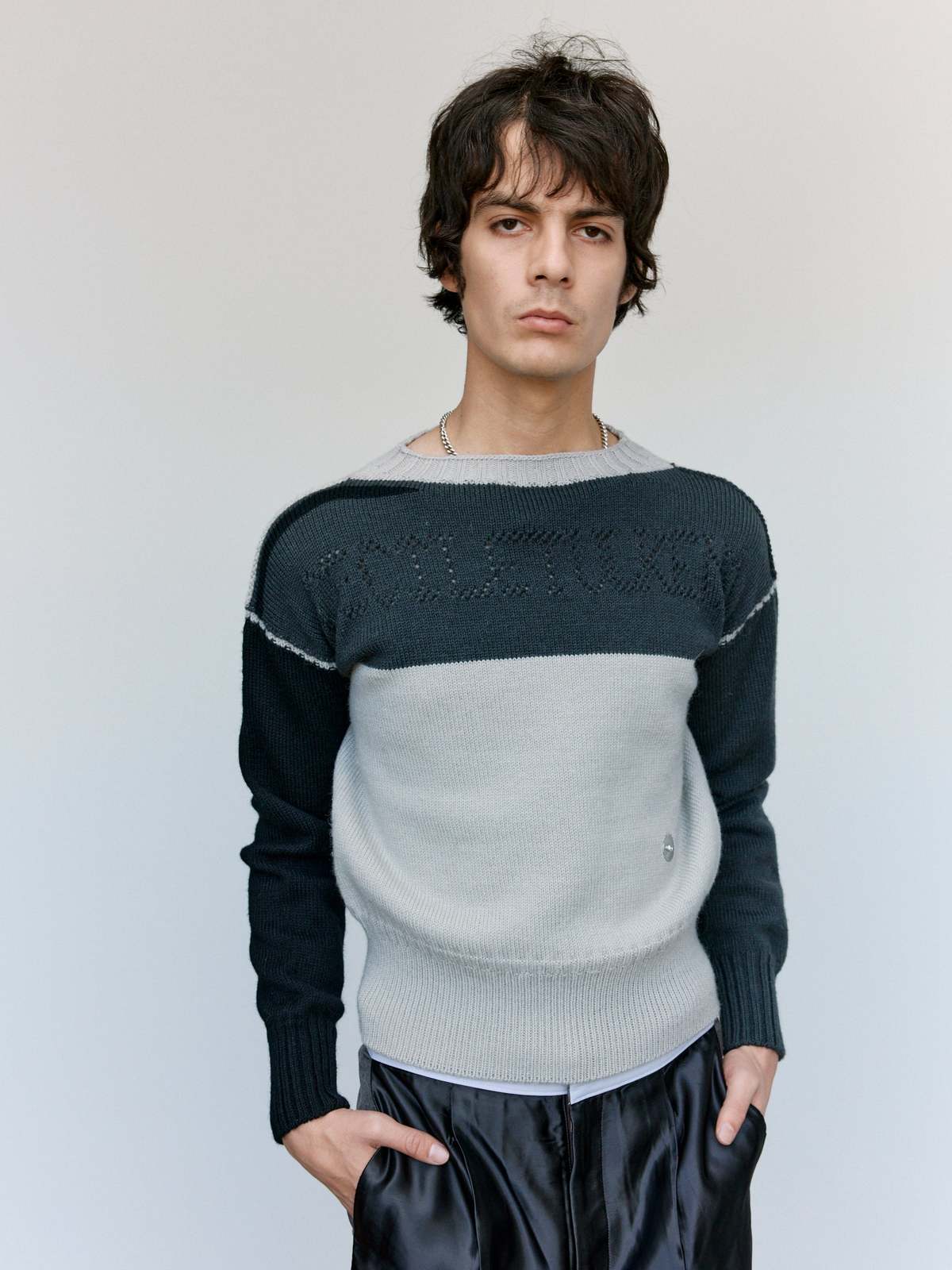 Cecile Tulkens Silver & Uniform Grey Wool Pointelle Gansey Roulette - Image 2 of 9