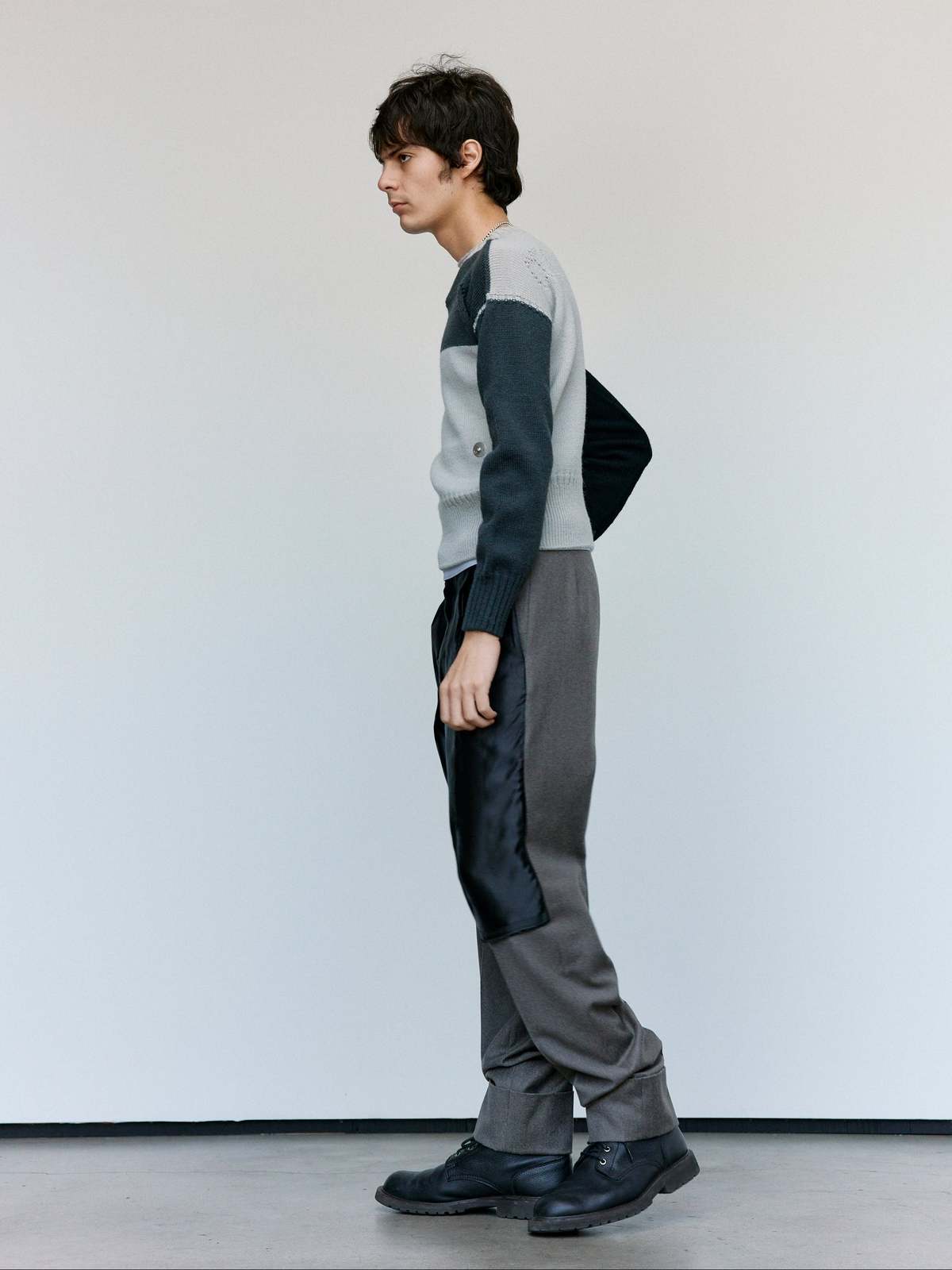 Cecile Tulkens Silver & Uniform Grey Wool Pointelle Gansey Roulette - Image 6 of 9