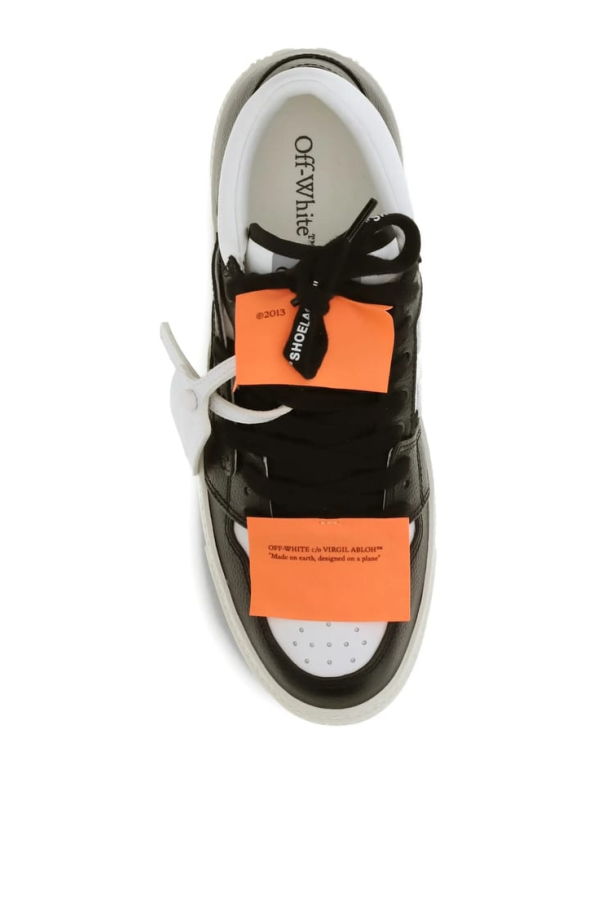 Off-White Sneakers - Black/White