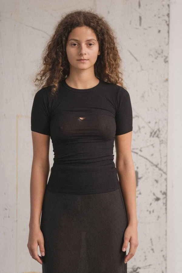 Baserange Heart Shortsleeve Tee - Black