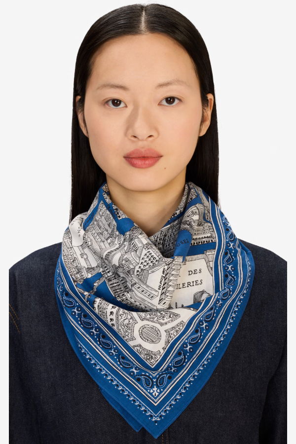Inouitoosh Louvre Square 65 Scarf