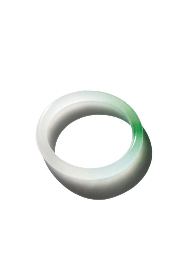 seree Koi Mottled round jade stone bangle - Light green