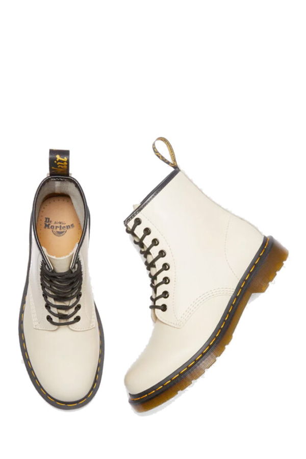 Dr. Martens 1460 Smooth Boots - Parchment Beige