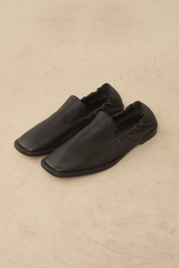 Lauren Manoogian Soft Banded Loafer Shoes - Black